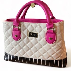 Luv Betsey by Betsey Johnson quilted handbag EUC